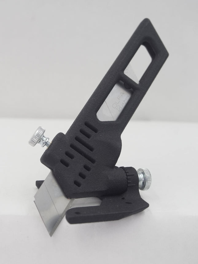 Black Blade Holder at 30 degree angle

