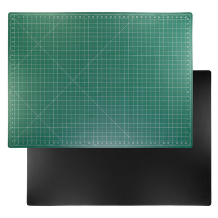 Pacific Arc, Cutting Mat: 3-ply, fully gridded - black