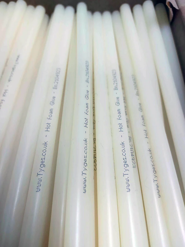 EVA Foam Formulated Hot Glue by Tyges.co.uk (10 Sticks)