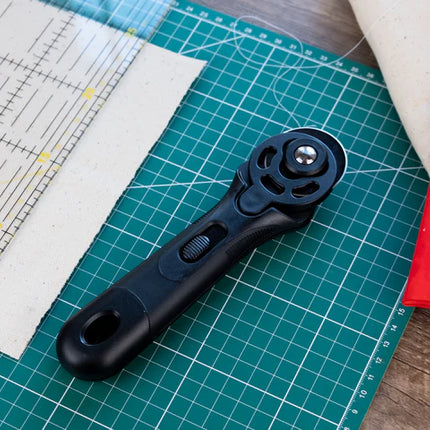 45mm Midnight Edition Rotary Cutter